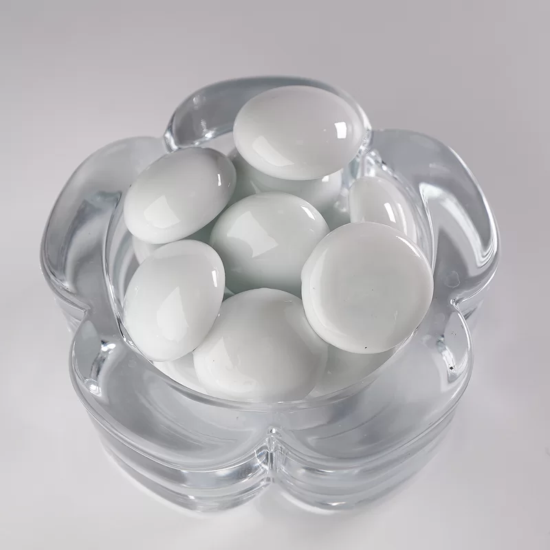 Glass Cashew Nut Stone, Glass Flat Beads Used For Decoration